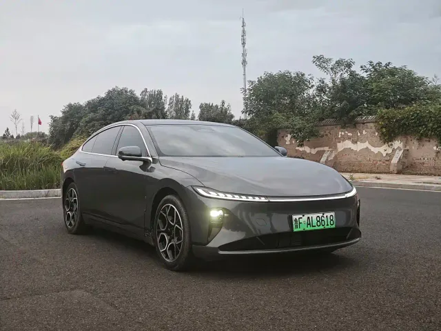 Changan Qiyuan A07 — Фото автомобиля 3