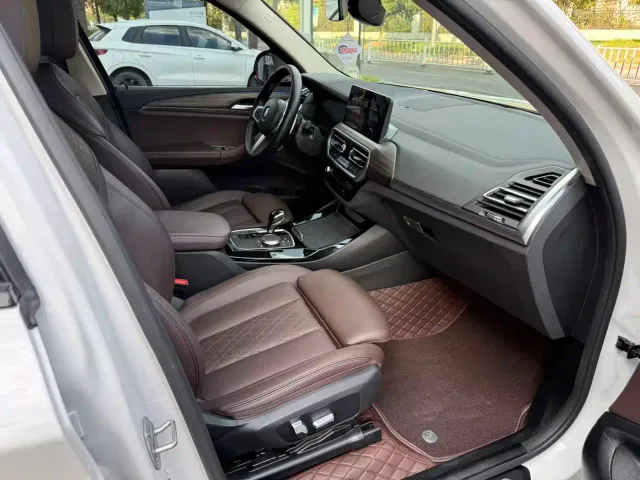 BMW X3 — Фото автомобиля 13