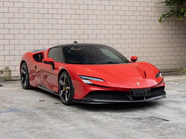 Ferrari SF90 — Фото автомобиля 3