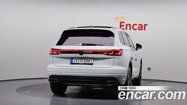 Volkswagen Touareg Touareg 3 поколение 3.0 TDI Prestige — Фото автомобиля 4