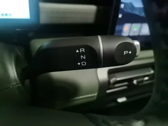 Baojun Yep Plus — Фото автомобиля 13