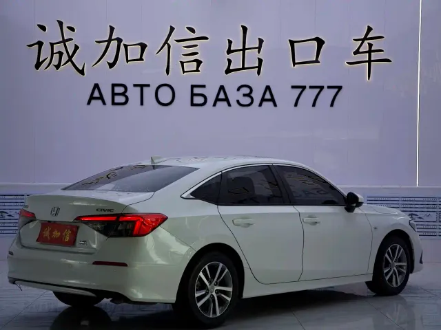 Honda Civic — Фото автомобиля 4