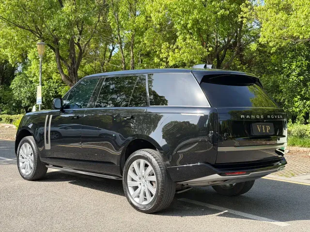 Land Rover Range Rover — Фото автомобиля 24