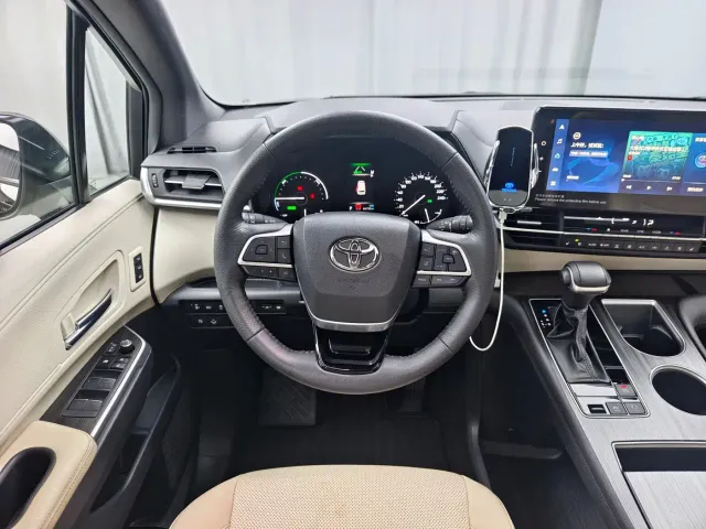 Toyota Granvia — Фото автомобиля 13
