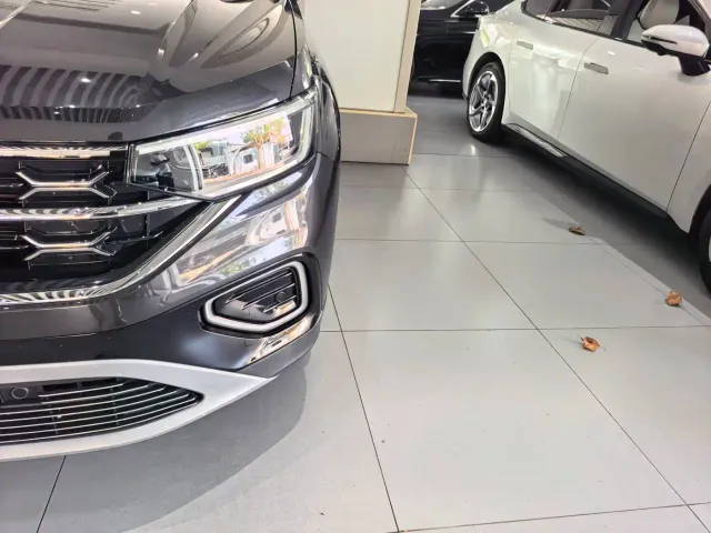 Volkswagen Tayron — Фото автомобиля 3