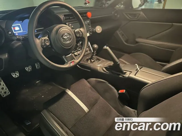 Toyota 86 GR86 — Фото автомобиля 9