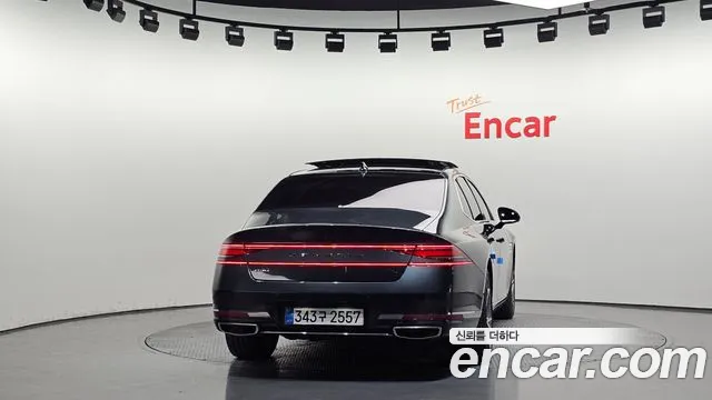 Genesis G90 Бензин 3.5 турбо AWD — Фото автомобиля 4