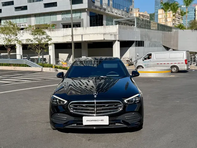 Mercedes-Benz C-Class — Фото автомобиля 2