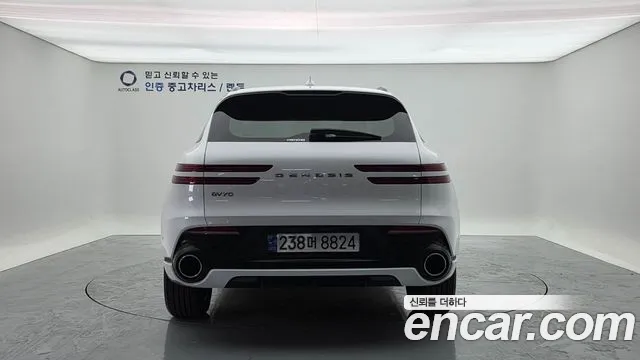 Genesis GV70 — Фото автомобиля 4