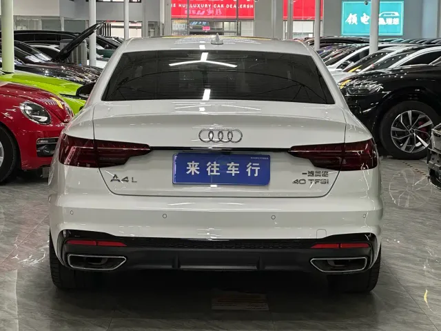 Audi A4L — Фото автомобиля 3