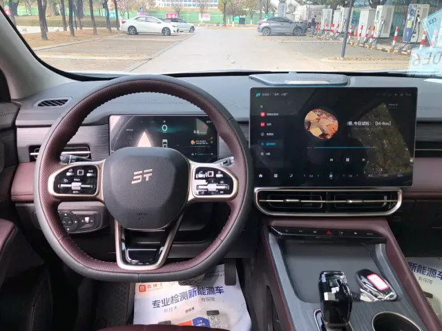 Jetour X90 Pro — Фото автомобиля 16