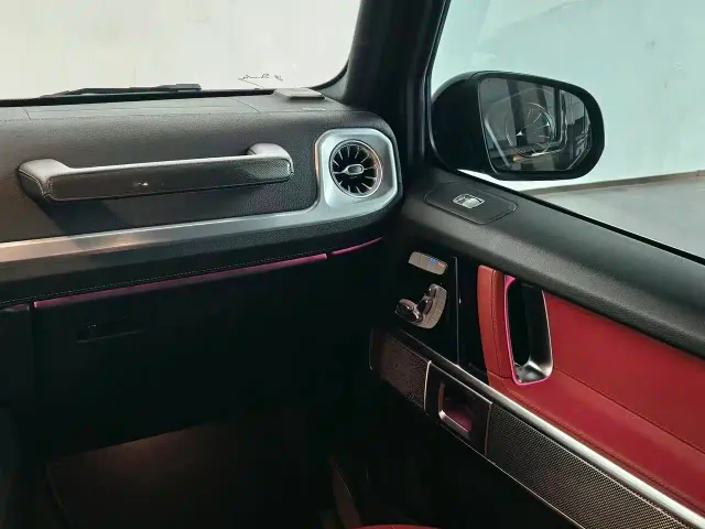 Mercedes-Benz G-Class — Фото автомобиля 9