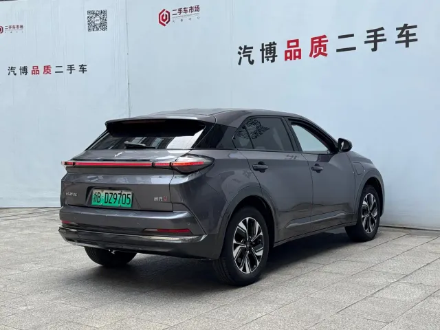 Nezha Auto Neta U 2022 Pro 400 Smooth Edition — Фото автомобиля 5