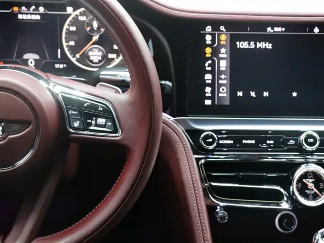 Bentley Flying Spur — Фото автомобиля 20