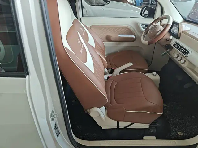 Wuling Hongguang Mini EV — Фото автомобиля 24