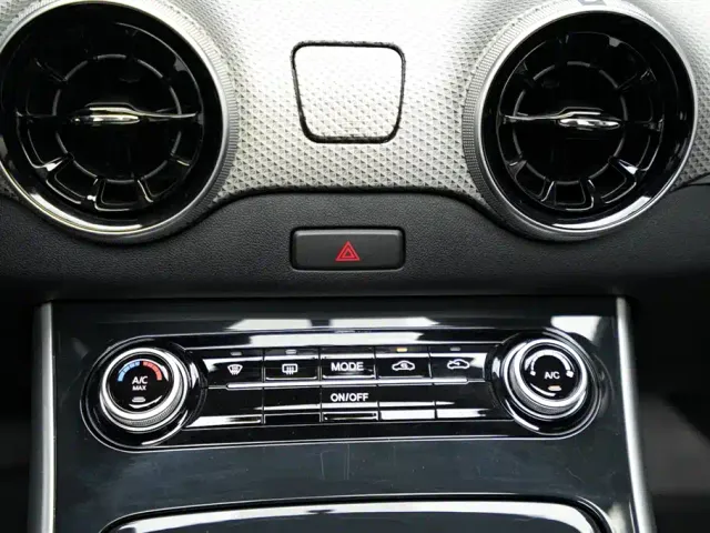 Forthing T5 Evo — Фото автомобиля 9