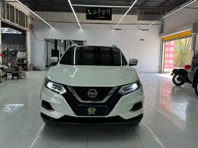 Nissan Qashqai — Фото автомобиля 7