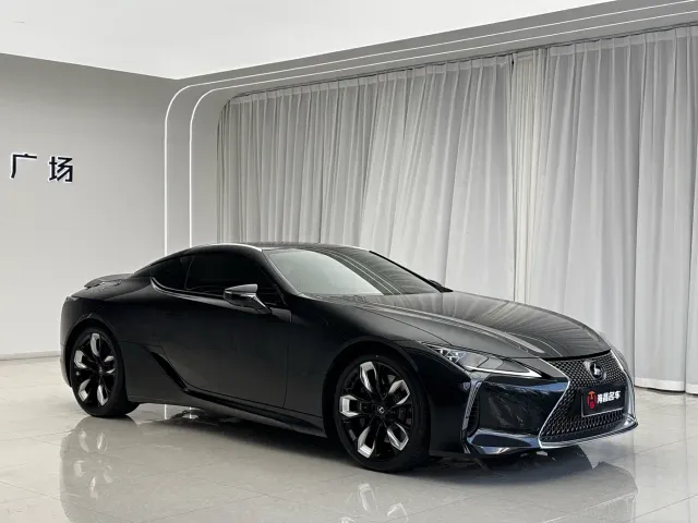 Lexus LC — Фото автомобиля 5