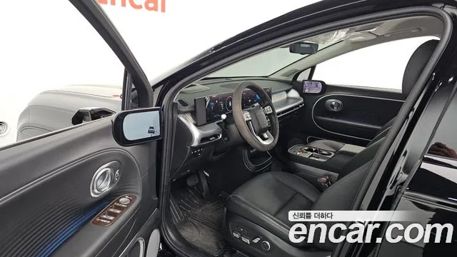 Hyundai Ioniq 9 — Фото автомобиля 15