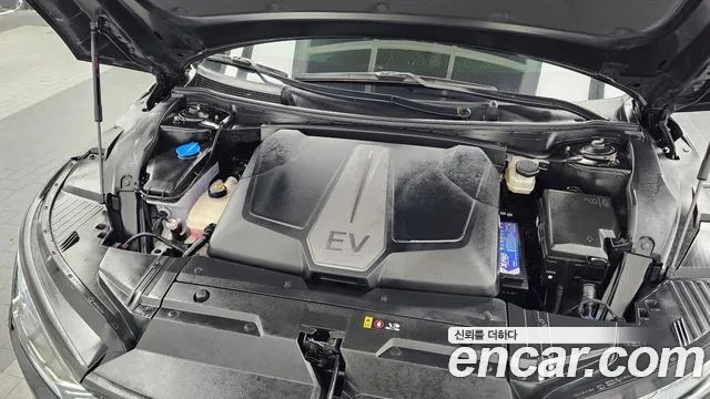 Kia EV6 — Фото автомобиля 9