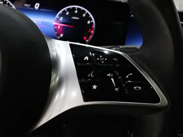 Mercedes-Benz GLB-Class — Фото автомобиля 15