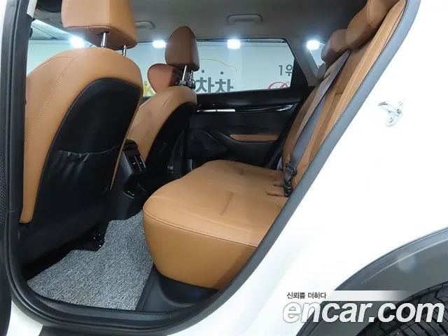 Kia Seltos — Фото автомобиля 6