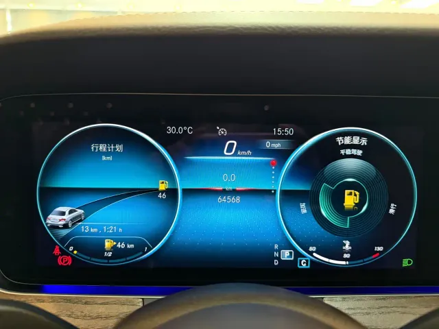 Mercedes-Benz E-Class — Фото автомобиля 8
