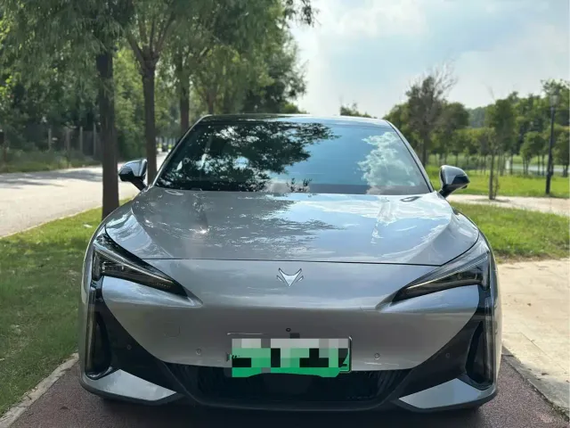 Arcfox Alpha S5 — Фото автомобиля 2