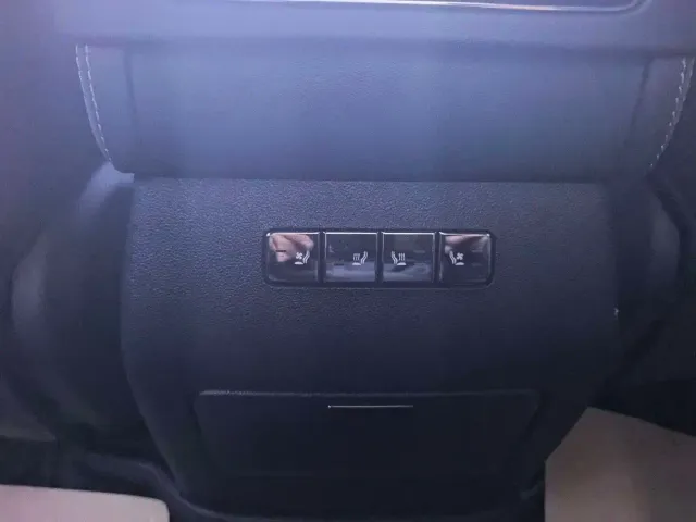 BYD FangChengBao Leopard 5 — Фото автомобиля 15