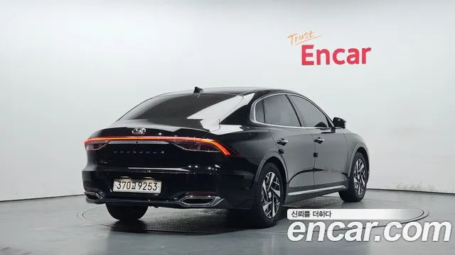 Hyundai Grandeur Exclusive — Фото автомобиля 2