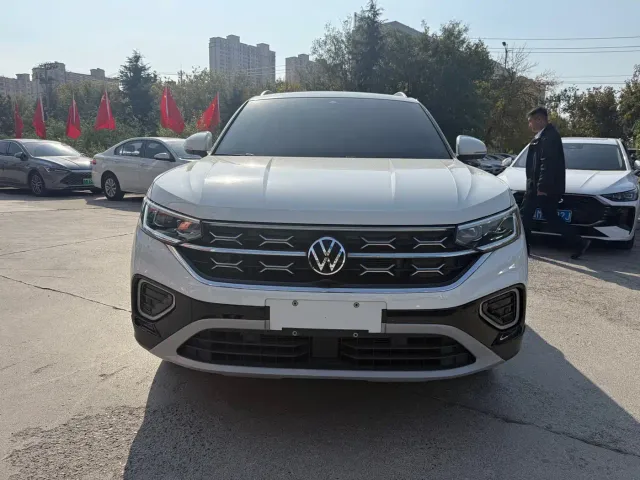 Volkswagen Tayron — Фото автомобиля 2