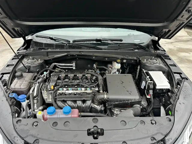 Changan Eado — Фото автомобиля 16