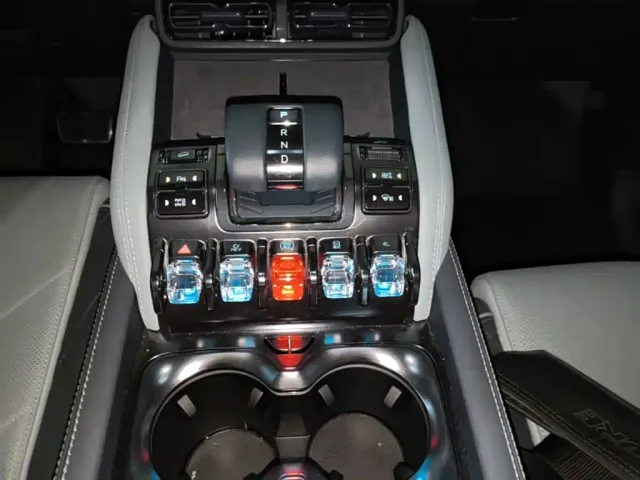 BYD FangChengBao Leopard 5 — Фото автомобиля 13