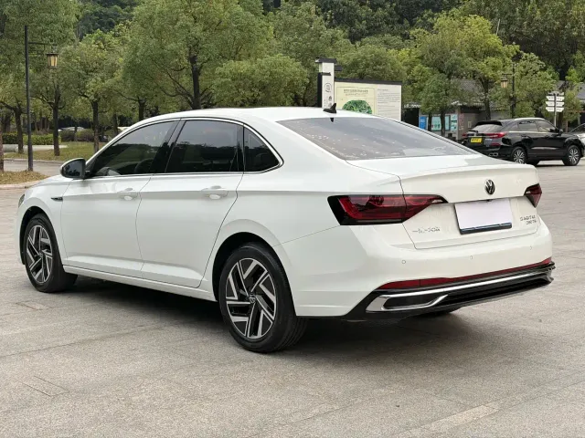 Volkswagen Sagitar — Фото автомобиля 15