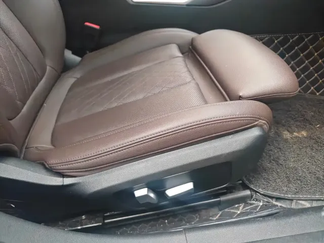 BMW 3 Series — Фото автомобиля 12