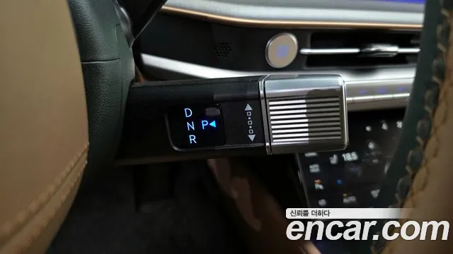Hyundai Grandeur GN7 — Фото автомобиля 9