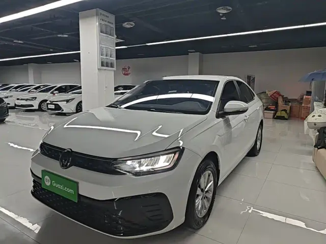 Фотография автомобиля — Volkswagen Lavida
