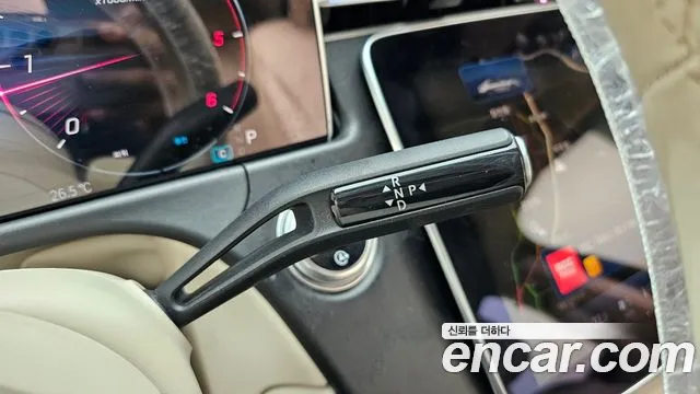 Mercedes-Benz E-Class — Фото автомобиля 8