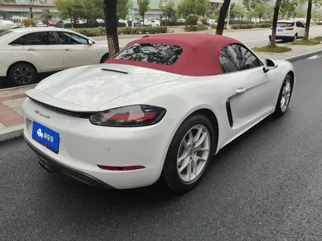 Porsche 718 — Фото автомобиля 3
