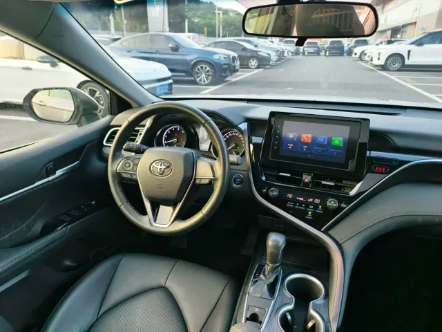 Toyota Camry — Фото автомобиля 8