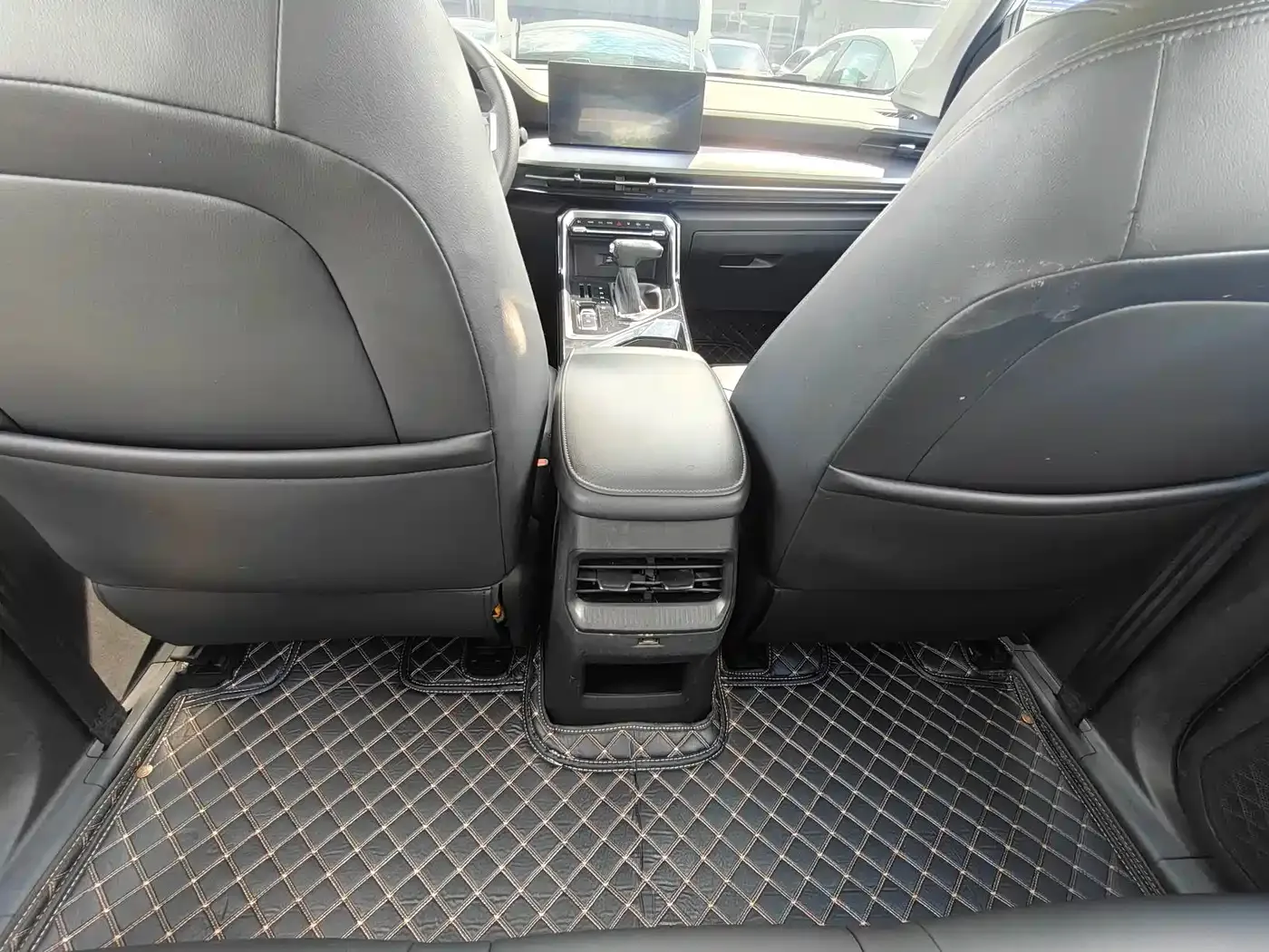Wuling Motors Wuling Xingchen 2021 1.5T CVT Starlight Edition — Фото автомобиля 8