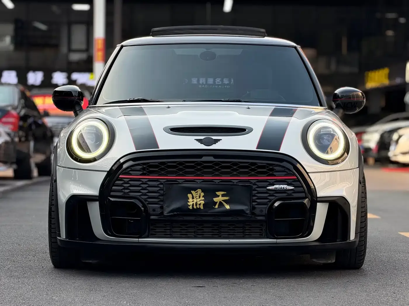 MINI MINI JCW 2022 2.0T JOHN COOPER WORKS ALL-IN — Фото автомобиля 15