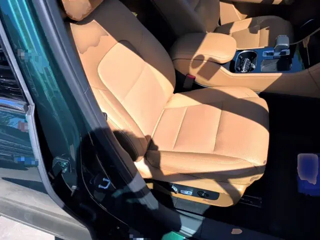 Li Auto ONE — Фото автомобиля 24