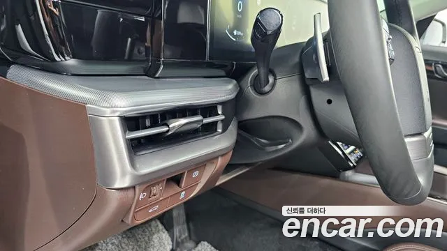 Hyundai Grandeur GN7 — Фото автомобиля 26