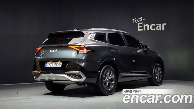 Kia Sportage Sportage 5-е поколение Бензин 1.6 турбо 2WD — Фото автомобиля 2