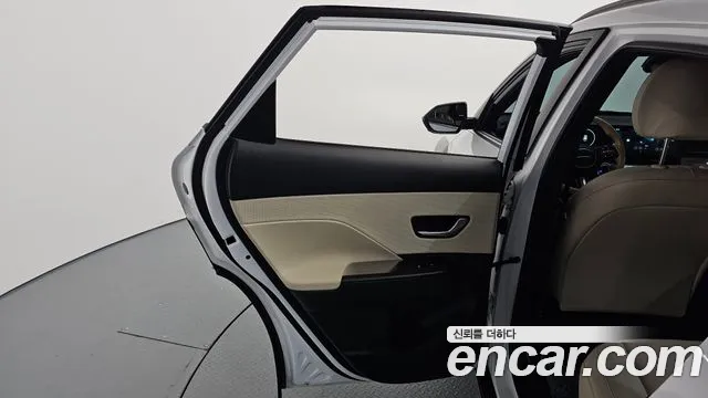 Hyundai Kona SX2 — Фото автомобиля 14