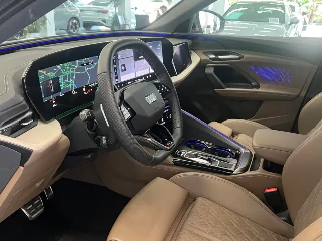 Audi Q5L — Фото автомобиля 9