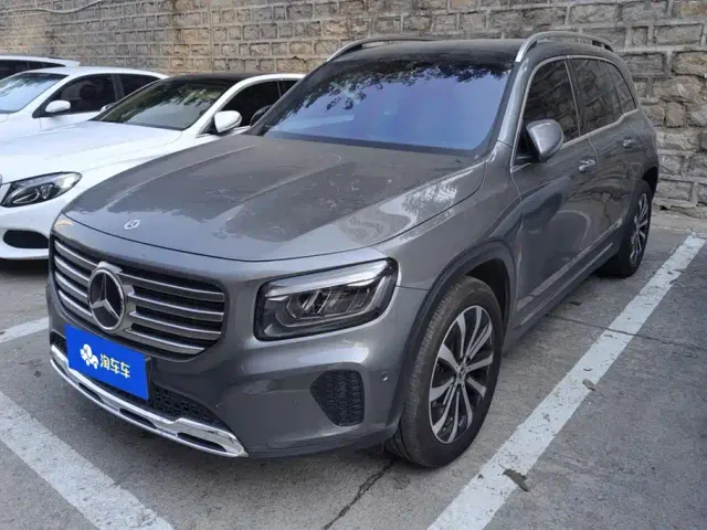 Фотография автомобиля — Mercedes-Benz GLB-Class