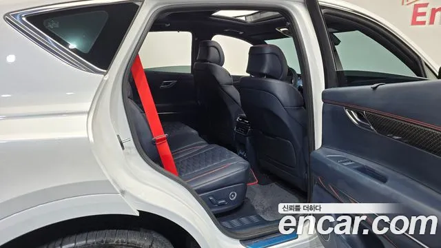 Genesis GV80 — Фото автомобиля 10