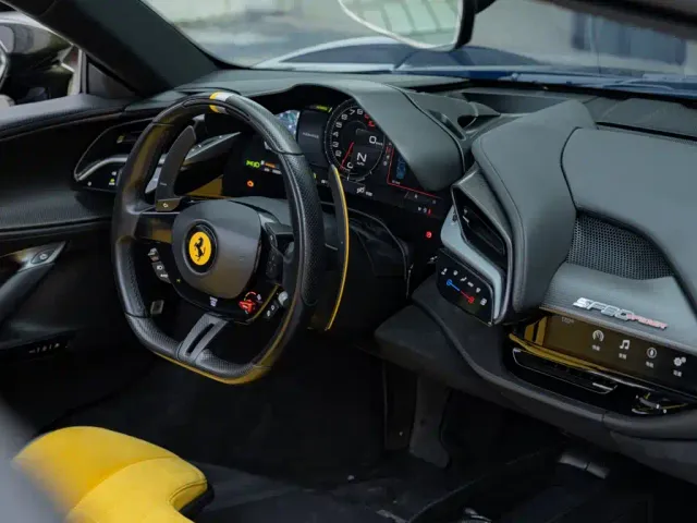 Ferrari SF90 — Фото автомобиля 10